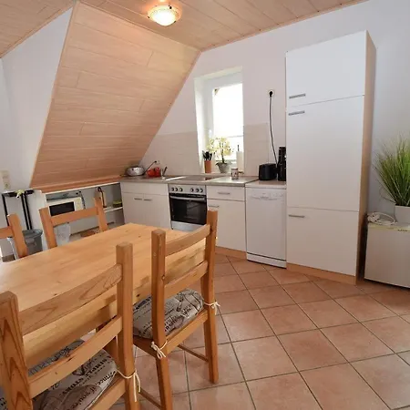 Ferienwohnung-berger-gaestehaus-links