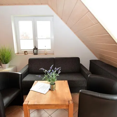 Ferienwohnung-berger-gaestehaus-links * Blekendorf