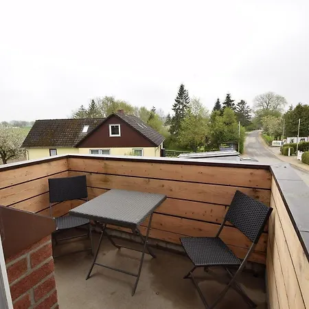 Ferienwohnung-berger-gaestehaus-links Apartamento *